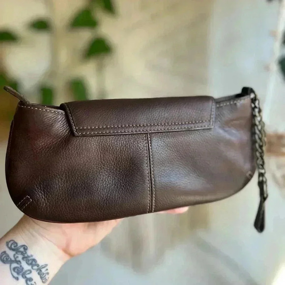 Fossil Brown Quilted Leather Wristlet / Clutch with Snap Closure - Picture 6 of 15